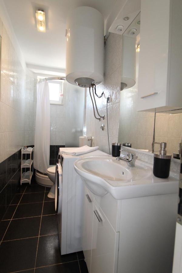 Apartment Matijas, 3 bedroom apt with terrace&PARKING Split Buitenkant foto