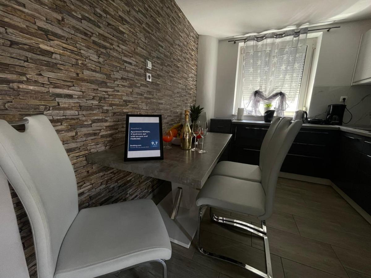 Apartment Matijas, 3 bedroom apt with terrace&PARKING Split Buitenkant foto